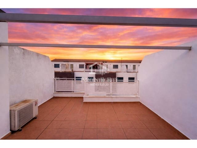 3 Zimmer Reihenhaus zu verkaufen in Almassora / Almazora mit Pool - 149.000 € (Ref: 10052231)