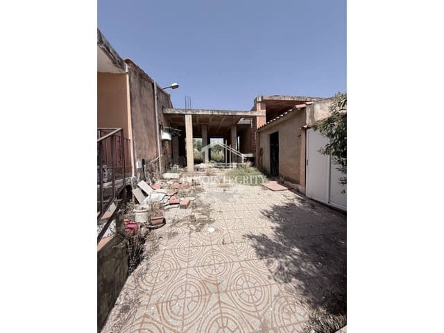 Chalet de 4 habitaciones en L'Alcora en venta con garaje - 160.000 € (Ref: 10052235)