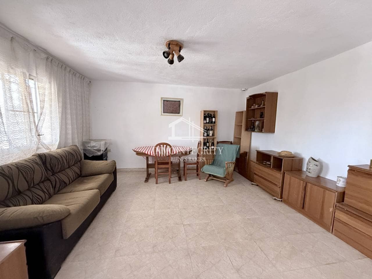 Chalet de 4 habitaciones en L'Alcora en venta con garaje - 160.000 € (Ref: 10052235)