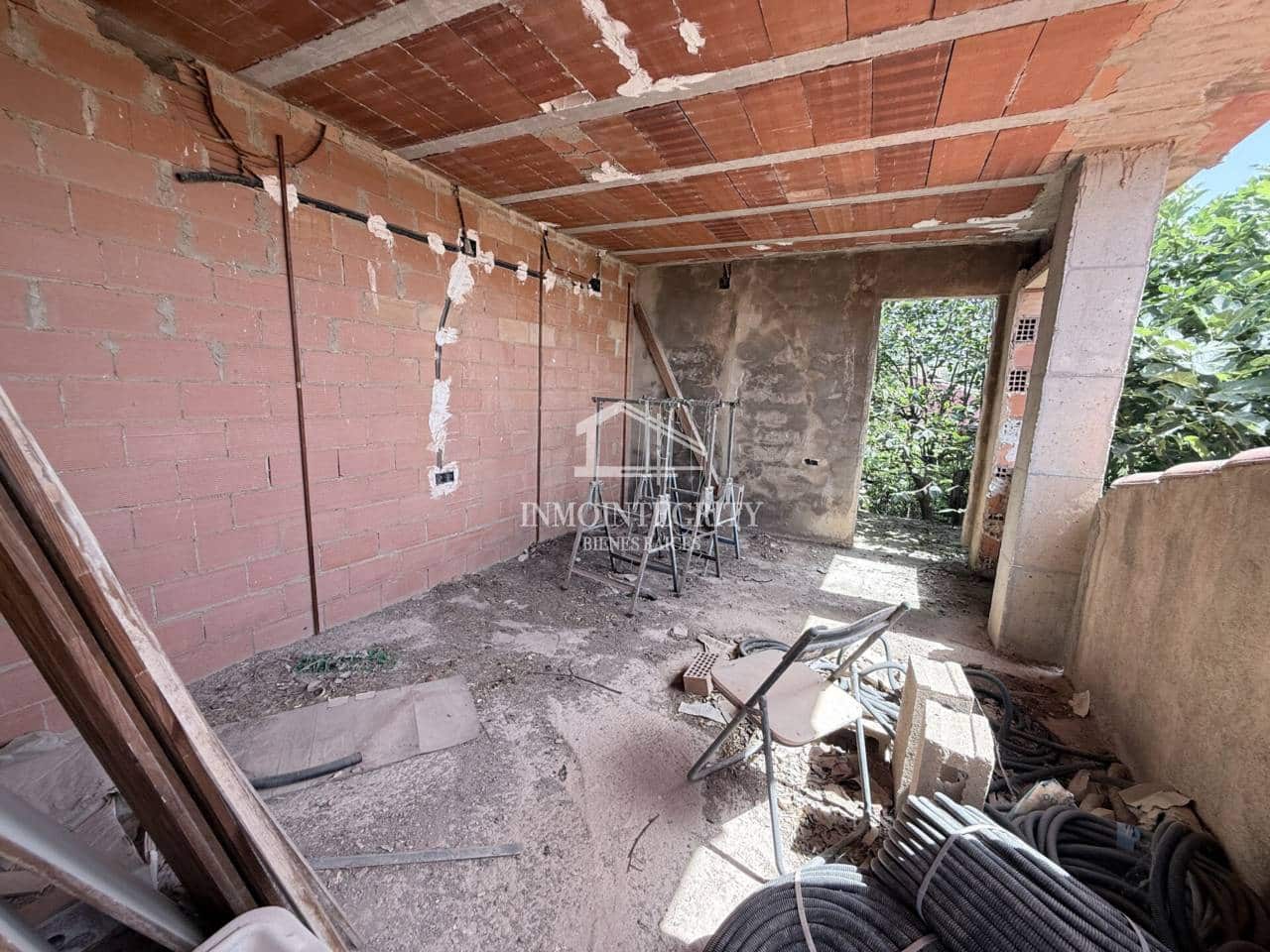 Chalet de 4 habitaciones en L'Alcora en venta con garaje - 160.000 € (Ref: 10052235)