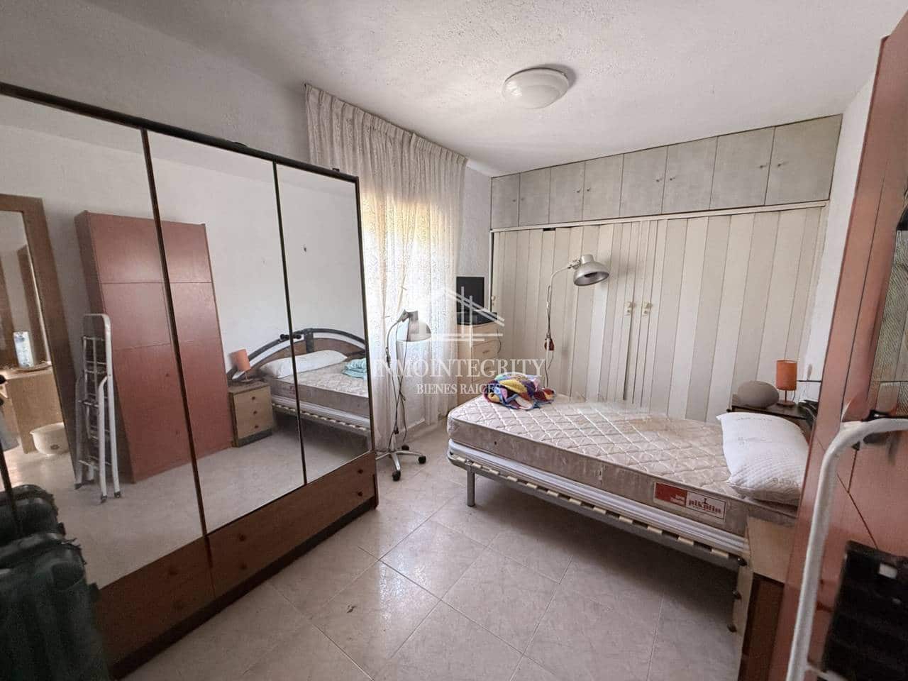 Chalet de 4 habitaciones en L'Alcora en venta con garaje - 160.000 € (Ref: 10052235)