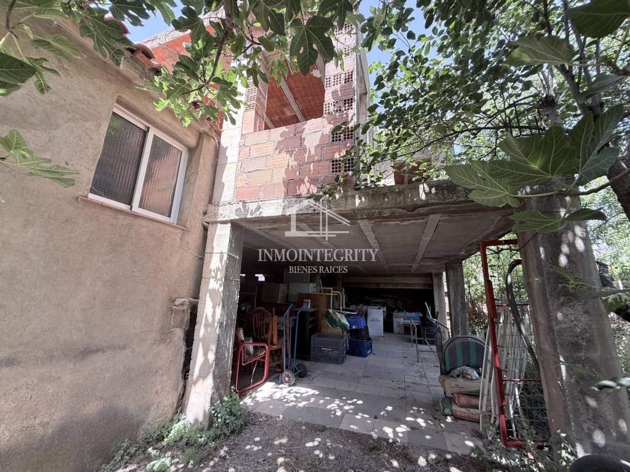 Chalet de 4 habitaciones en L'Alcora en venta con garaje - 160.000 € (Ref: 10052235)