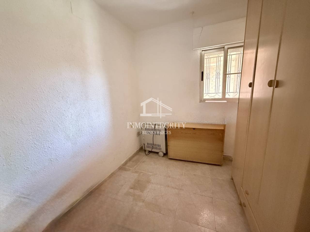 Chalet de 4 habitaciones en L'Alcora en venta con garaje - 160.000 € (Ref: 10052235)