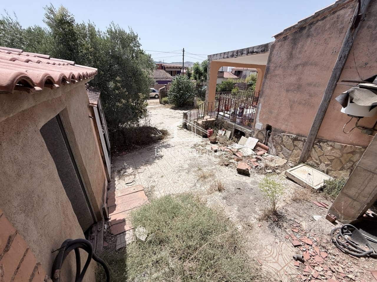 Chalet de 4 habitaciones en L'Alcora en venta con garaje - 160.000 € (Ref: 10052235)