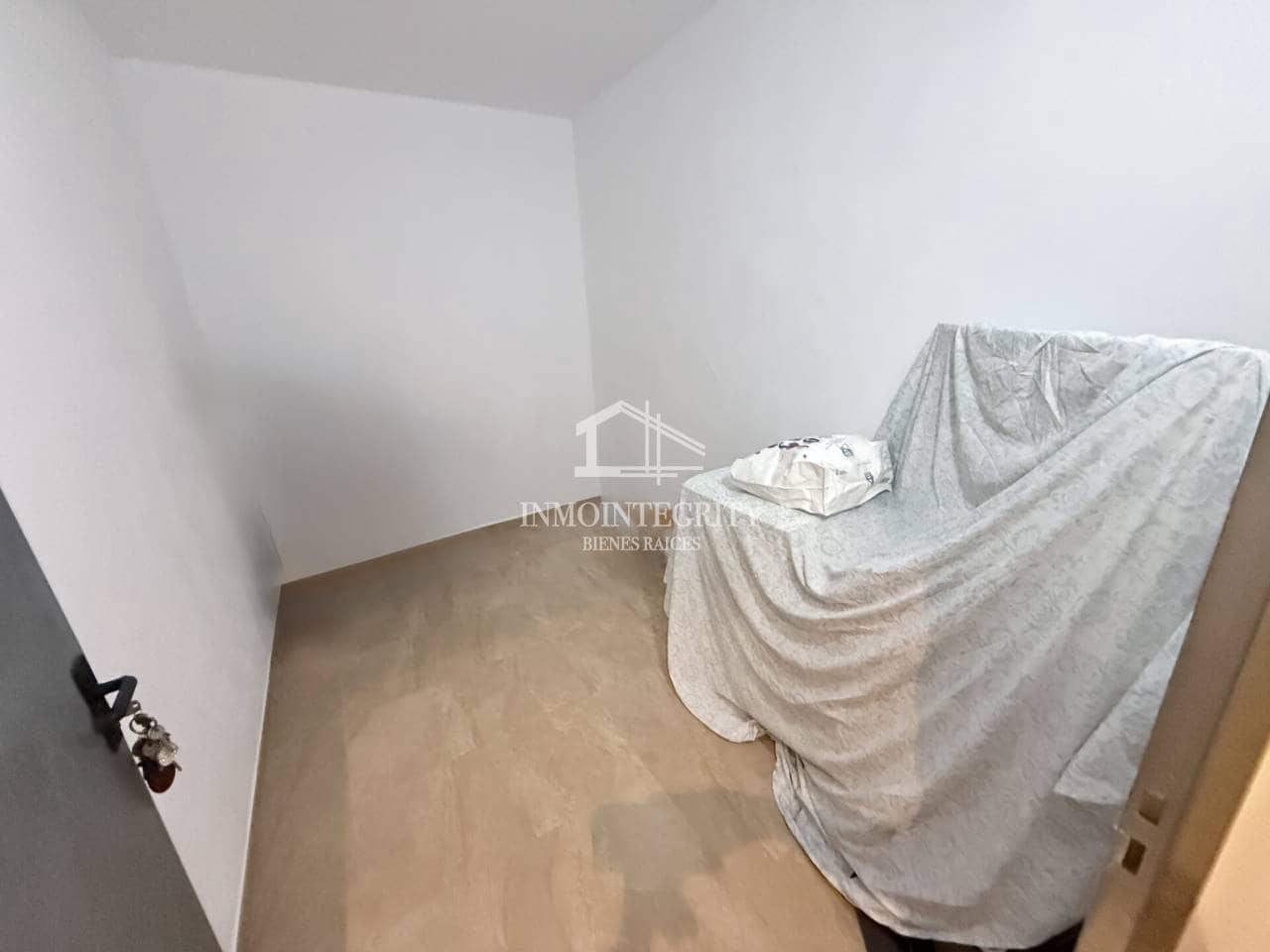 2 sypialnia Apartament na sprzedaż w Oropesa  z basenem garażem - 220 000 € (Ref: 10052236)