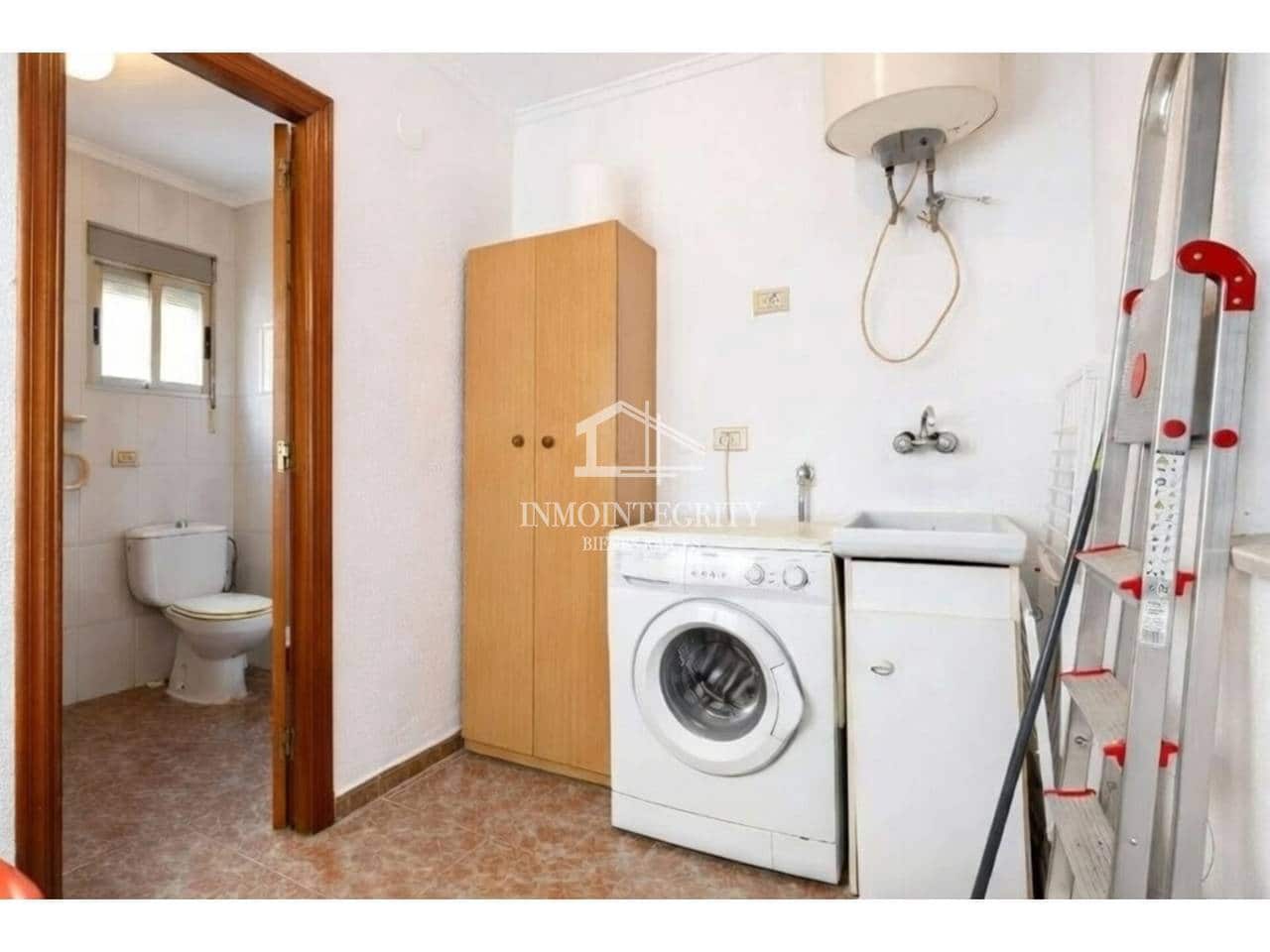 7 sovrum Villa till salu i Castello de la Plana - 239 000 € (Ref: 10052237)