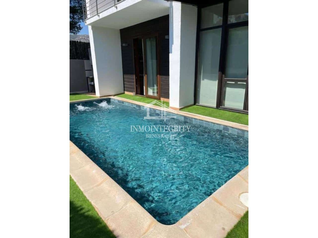 5 sypialnia Willa na sprzedaż w Oropesa  z basenem garażem - 1 355 000 € (Ref: 10052238)
