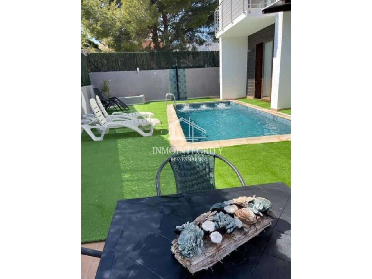5 sypialnia Willa na sprzedaż w Oropesa  z basenem garażem - 1 355 000 € (Ref: 10052238)