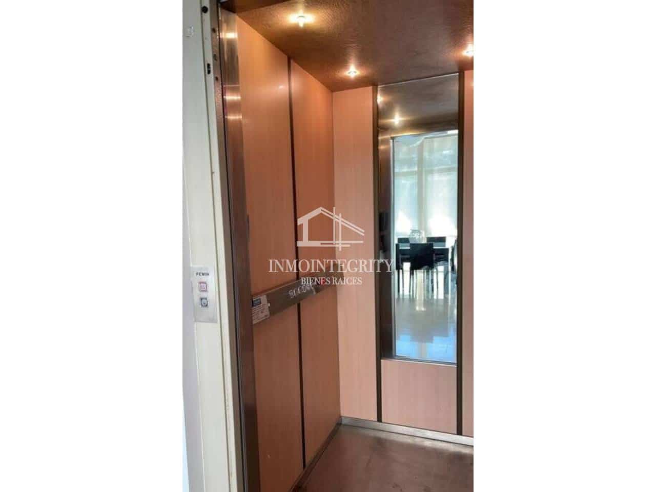 5 sypialnia Willa na sprzedaż w Oropesa  z basenem garażem - 1 355 000 € (Ref: 10052238)