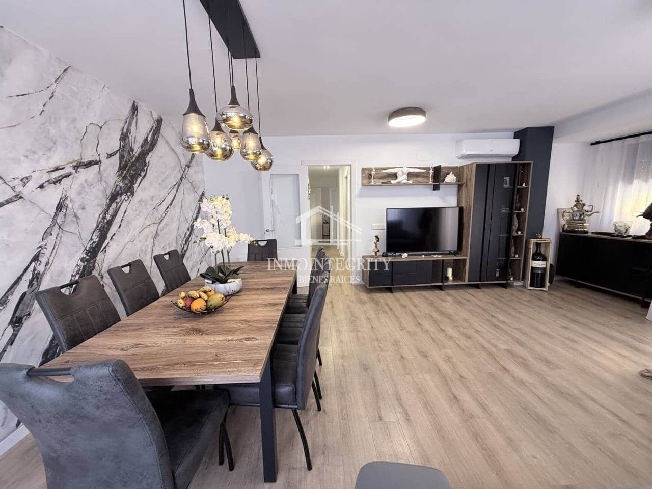 2 slaapkamer Appartement te koop in Oropesa  met garage - € 203.000 (Ref: 10052241)