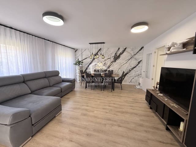 2 slaapkamer Appartement te koop in Oropesa  met garage - € 203.000 (Ref: 10052241)