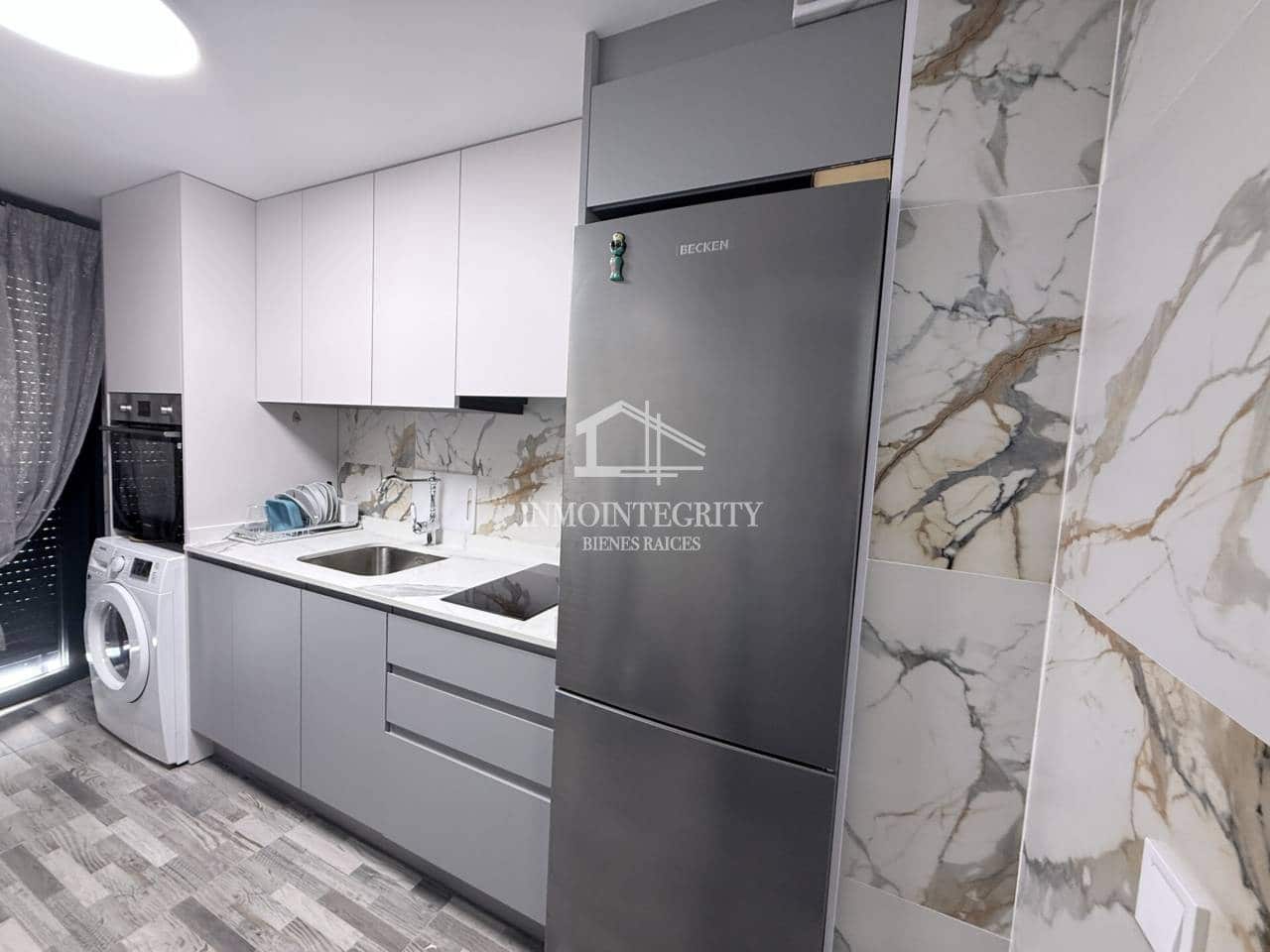 2 slaapkamer Appartement te koop in Oropesa  met garage - € 203.000 (Ref: 10052241)