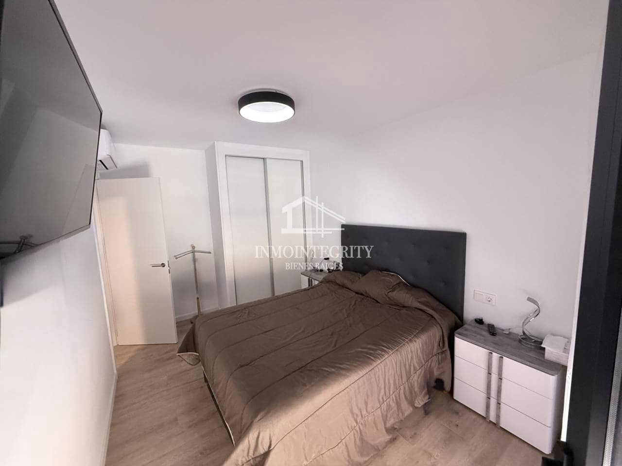 2 slaapkamer Appartement te koop in Oropesa  met garage - € 203.000 (Ref: 10052241)