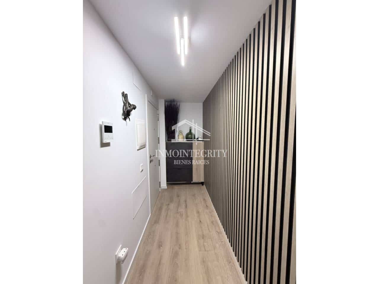2 slaapkamer Appartement te koop in Oropesa  met garage - € 203.000 (Ref: 10052241)