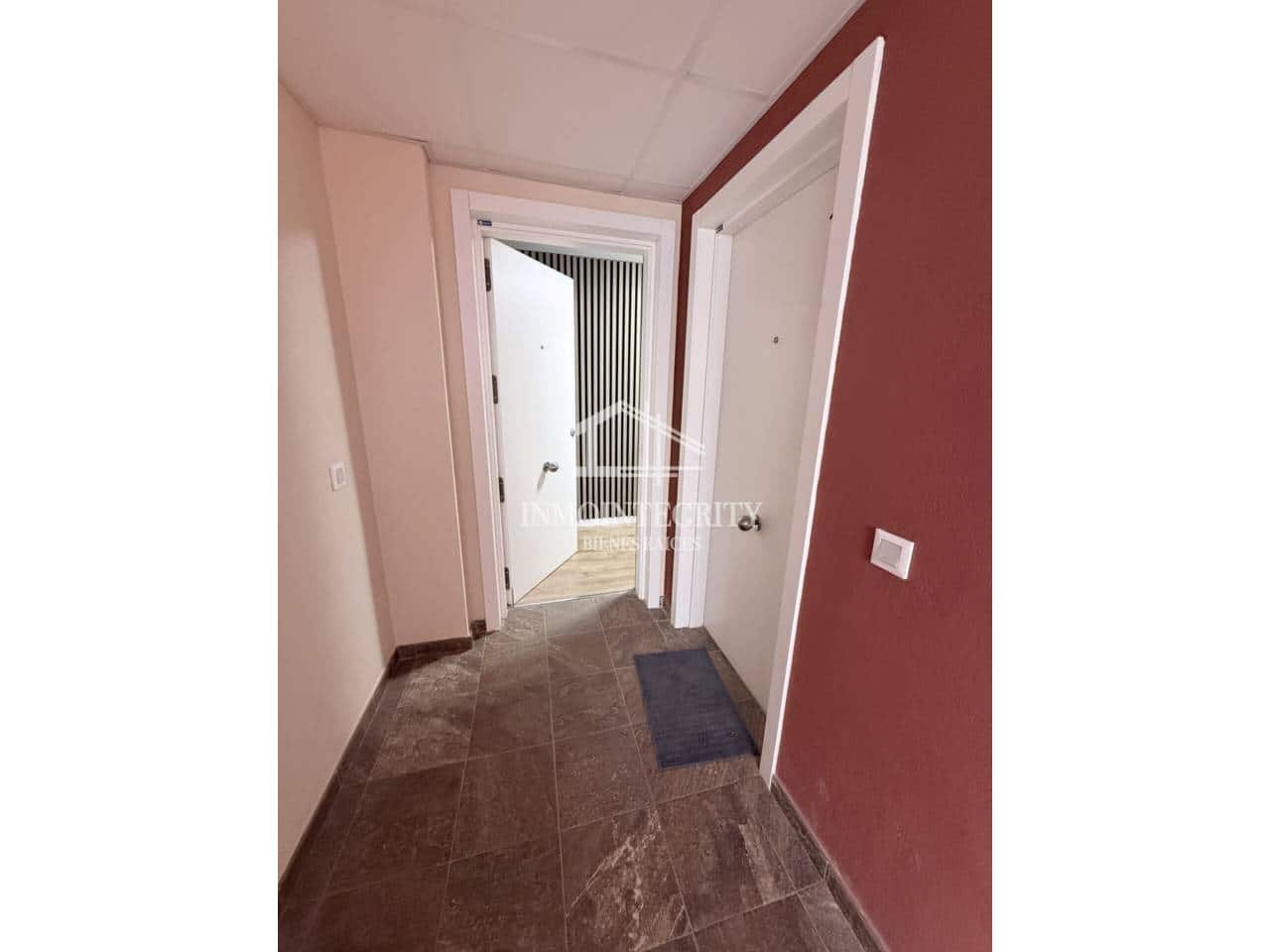 2 slaapkamer Appartement te koop in Oropesa  met garage - € 203.000 (Ref: 10052241)