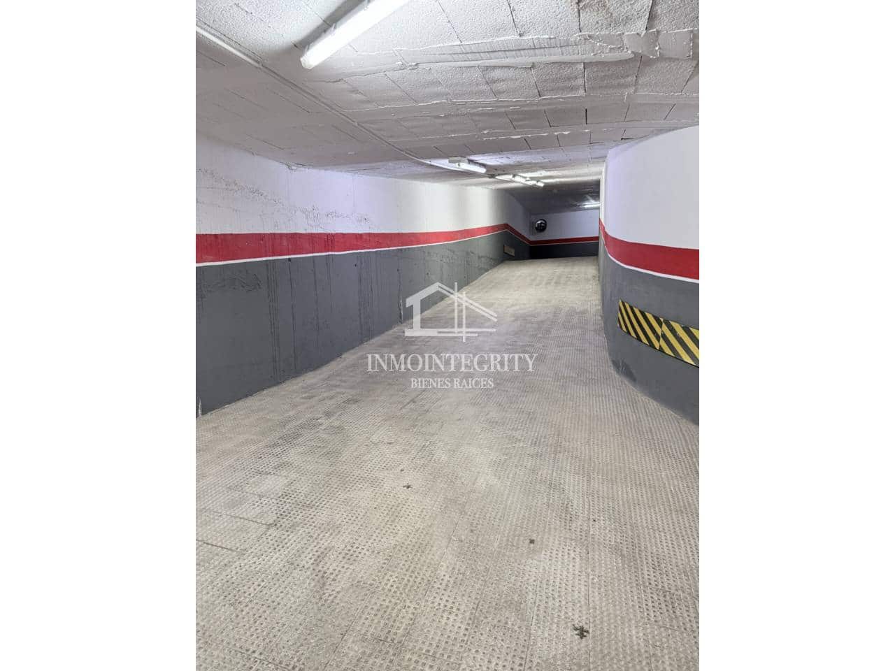 2 slaapkamer Appartement te koop in Oropesa  met garage - € 203.000 (Ref: 10052241)