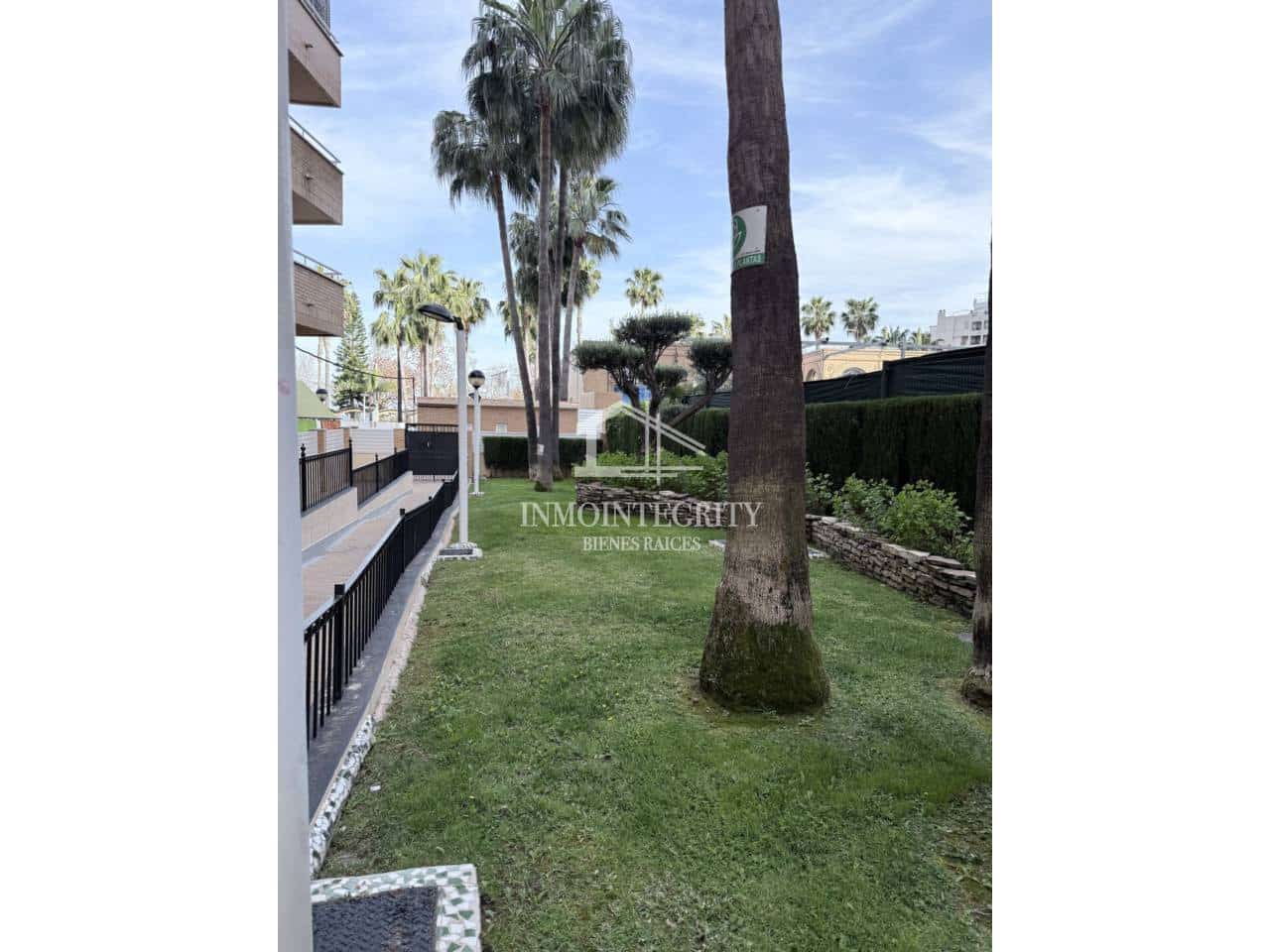2 soverom Leilighet til salgs i Oropesa  med svømmebasseng garasje - € 163 000 (Ref: 10052242)
