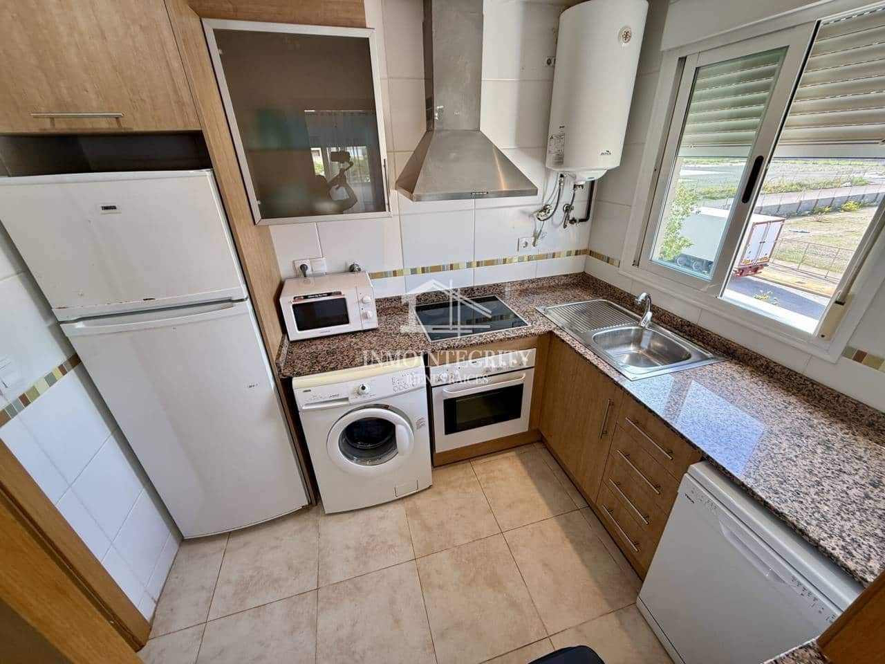3 sypialnia Apartament na sprzedaż w Oropesa  z basenem garażem - 168 000 € (Ref: 10052244)