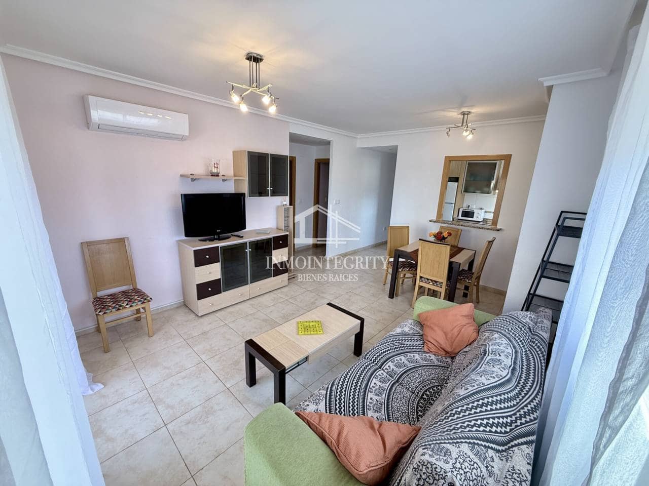 3 sypialnia Apartament na sprzedaż w Oropesa  z basenem garażem - 168 000 € (Ref: 10052244)