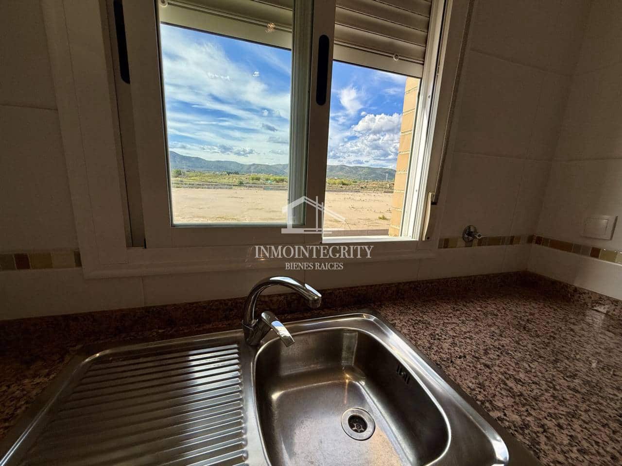 3 sypialnia Apartament na sprzedaż w Oropesa  z basenem garażem - 168 000 € (Ref: 10052244)