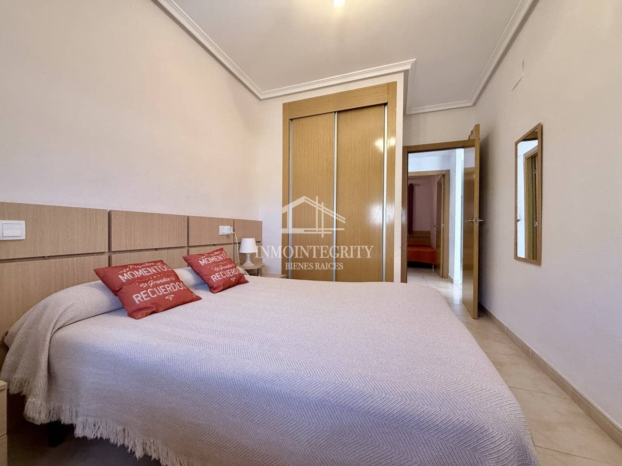 3 sypialnia Apartament na sprzedaż w Oropesa  z basenem garażem - 168 000 € (Ref: 10052244)