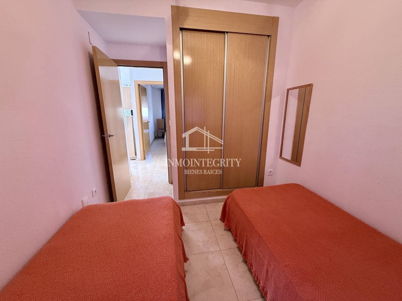 3 sypialnia Apartament na sprzedaż w Oropesa  z basenem garażem - 168 000 € (Ref: 10052244)