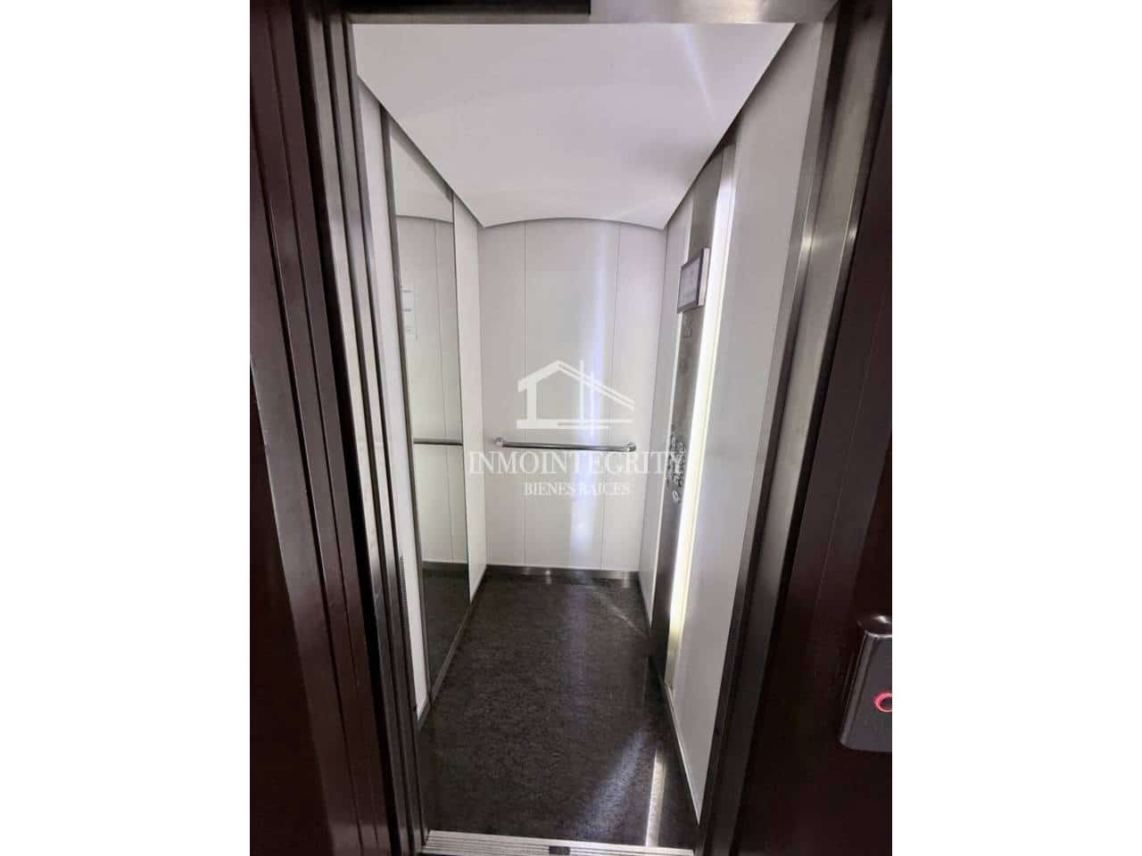 3 sypialnia Apartament na sprzedaż w Oropesa  z basenem garażem - 168 000 € (Ref: 10052244)