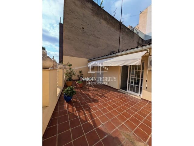 4 sovrum Lägenhet till salu i Castelló de la Plana med garage - 350 000 € (Ref: 10052246)
