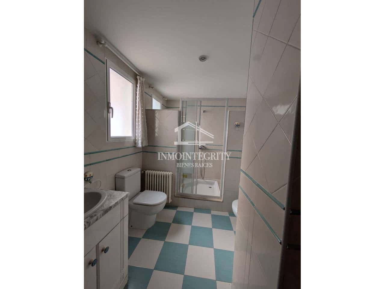 4 sovrum Lägenhet till salu i Castello de la Plana med garage - 350 000 € (Ref: 10052246)
