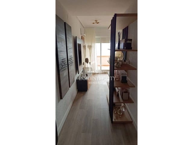2 bedroom Flat for sale in Oropesa  with pool - € 335,000 (Ref: 10052247)