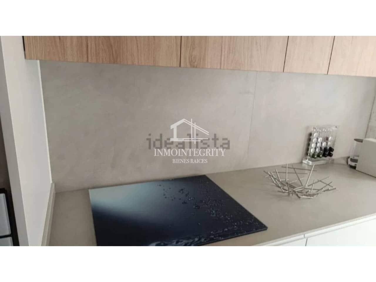 2 bedroom Flat for sale in Oropesa  with pool - € 335,000 (Ref: 10052247)
