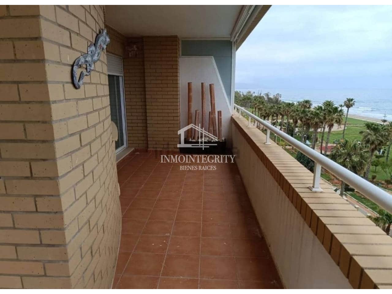 2 bedroom Flat for sale in Oropesa  with pool - € 335,000 (Ref: 10052247)
