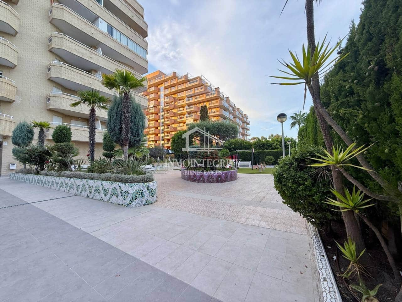 2 soverom Leilighet til salgs i Oropesa  med svømmebasseng garasje - € 225 000 (Ref: 10057812)