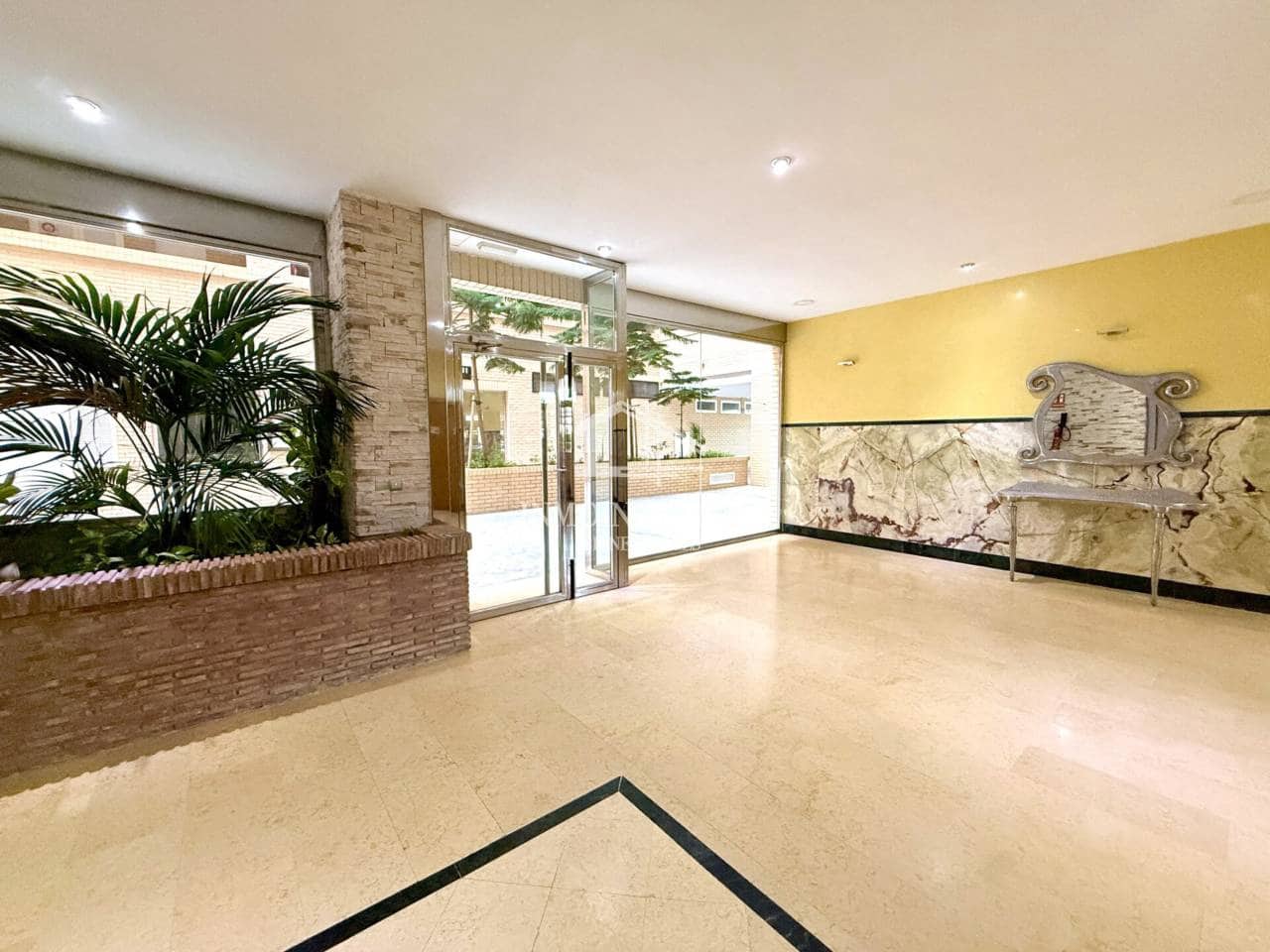 2 soverom Leilighet til salgs i Oropesa  med svømmebasseng garasje - € 225 000 (Ref: 10057812)