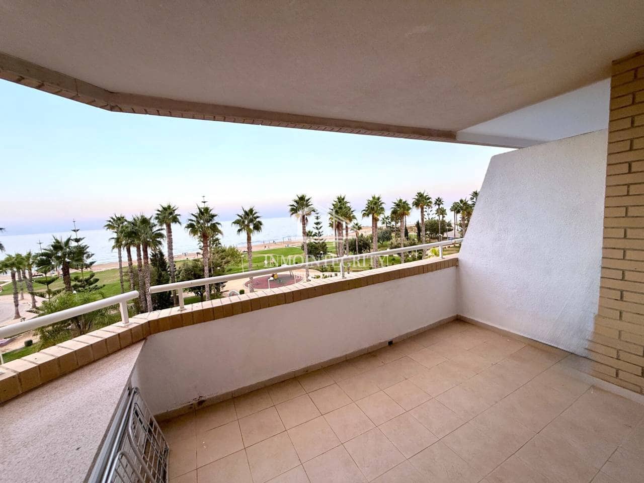 2 soverom Leilighet til salgs i Oropesa  med svømmebasseng garasje - € 225 000 (Ref: 10057812)