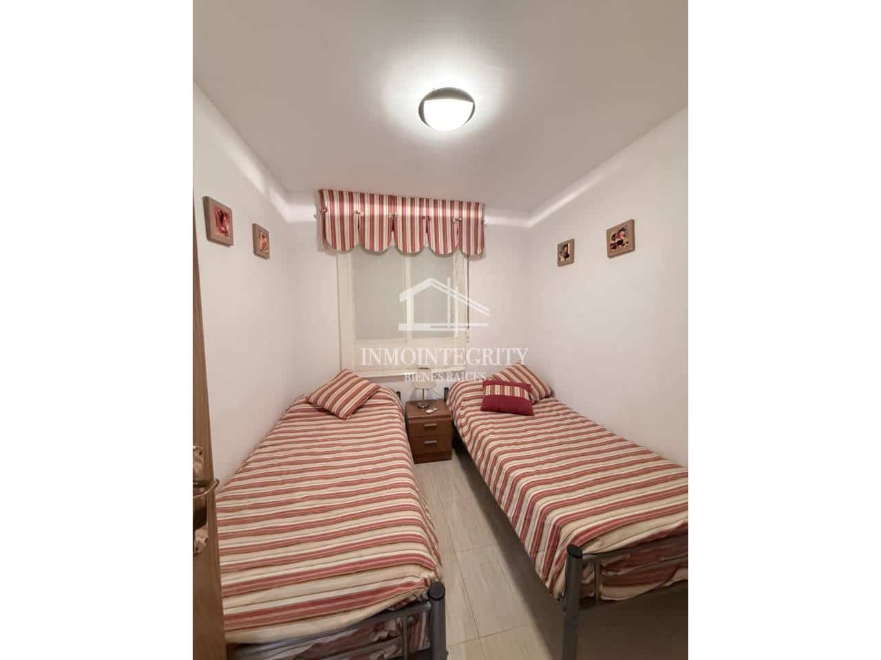 2 soverom Leilighet til salgs i Oropesa  med svømmebasseng garasje - € 175 000 (Ref: 10182422)