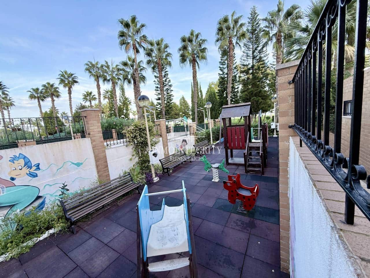 2 soverom Leilighet til salgs i Oropesa  med svømmebasseng garasje - € 175 000 (Ref: 10182422)
