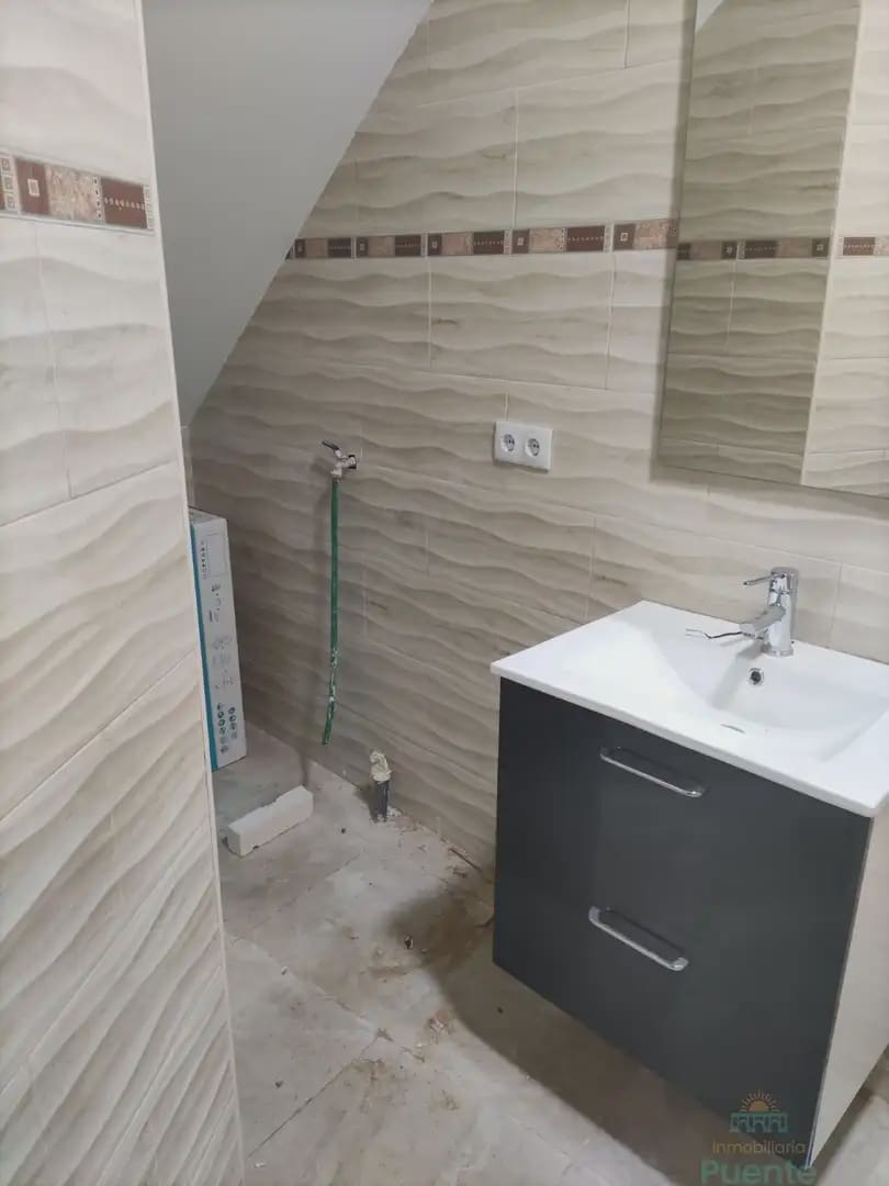 3 bedroom Townhouse for sale in Totana - € 125,000 (Ref: 10045562)