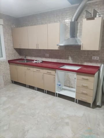 3 slaapkamer Huis te koop in Totana - € 125.000 (Ref: 10045562)