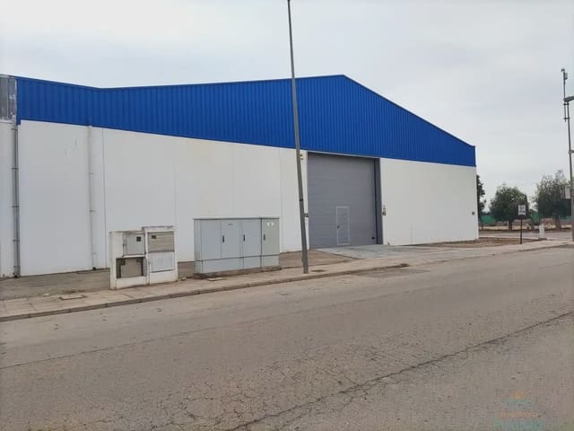 Kaupallinen myytävänä paikassa Totana - 410 000 € (Ref: 10045575)