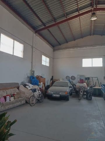 Kaupallinen myytävänä paikassa Totana - 180 000 € (Ref: 10045577)