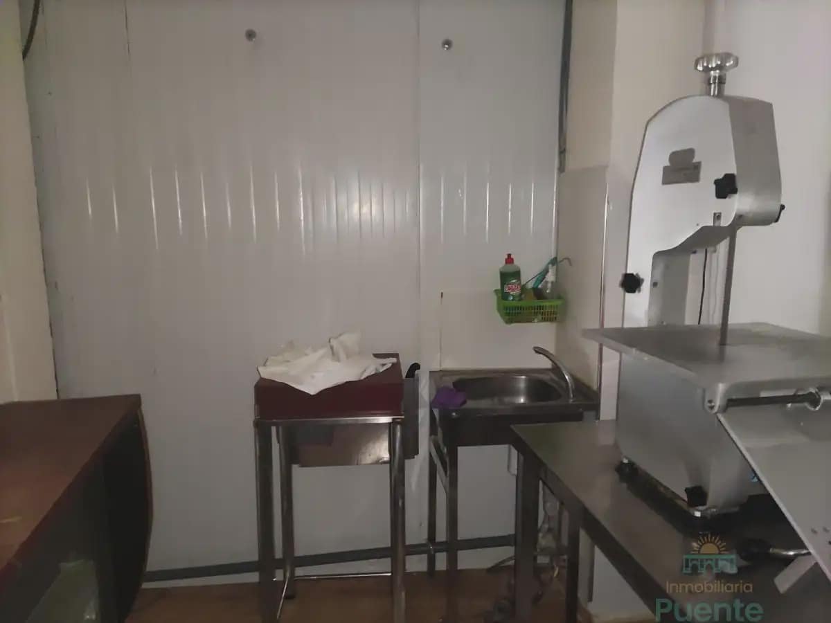 Commercial for rent in Totana - € 500 (Ref: 10045580)