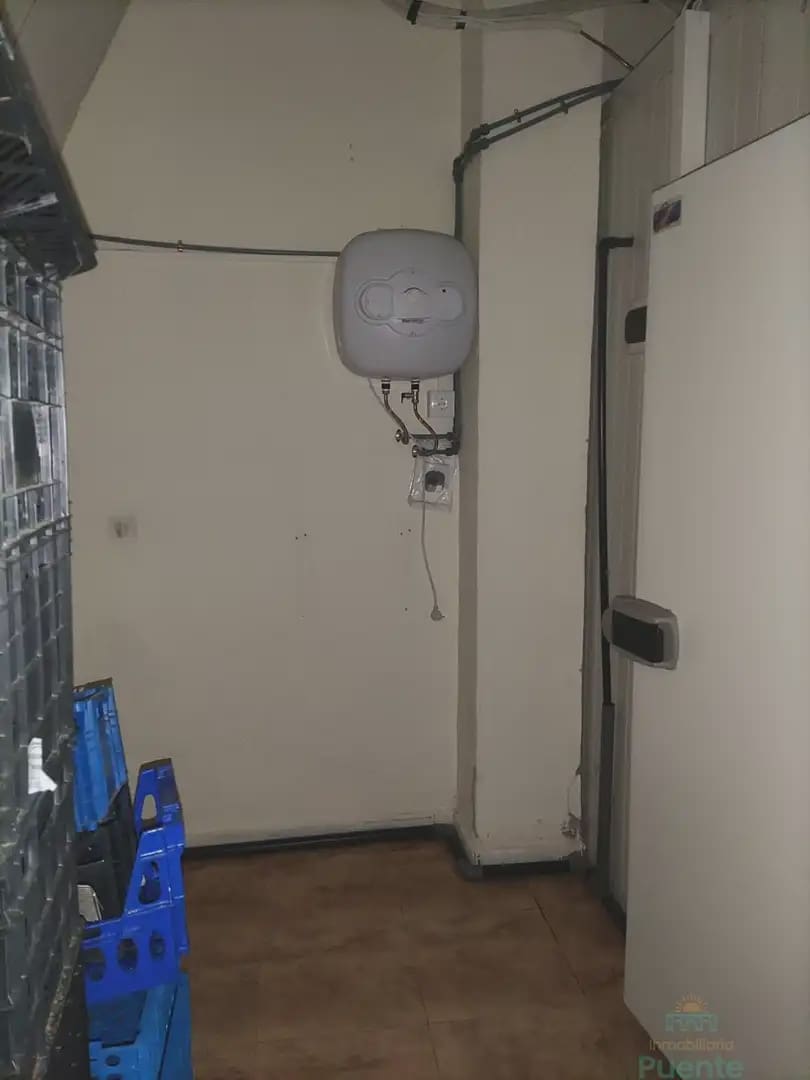 Commercial for rent in Totana - € 500 (Ref: 10045580)