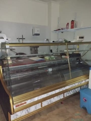 Commercial for rent in Totana - € 500 (Ref: 10045580)