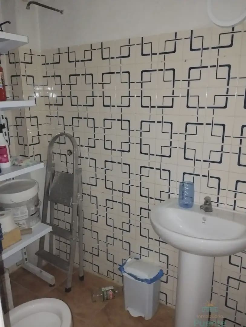 Commercial for rent in Totana - € 500 (Ref: 10045580)