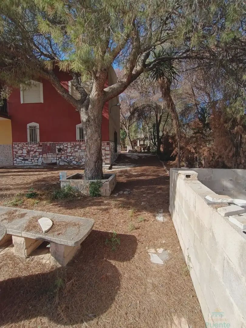 6 bedroom Finca/Country House for sale in Totana - € 300,000 (Ref: 10045588)