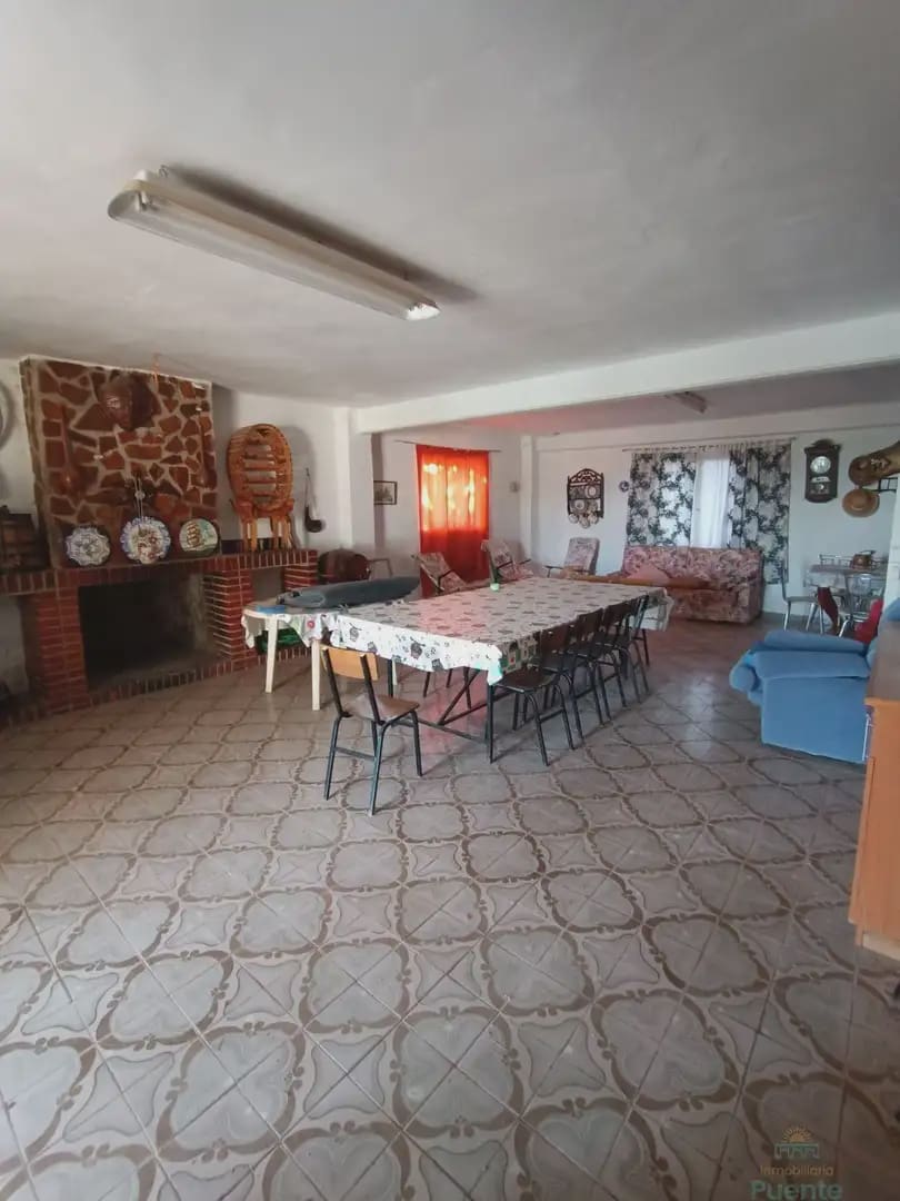 6 bedroom Finca/Country House for sale in Totana - € 300,000 (Ref: 10045588)