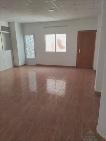 Kaupallinen myytävänä paikassa Totana - 85 000 € (Ref: 10045590)