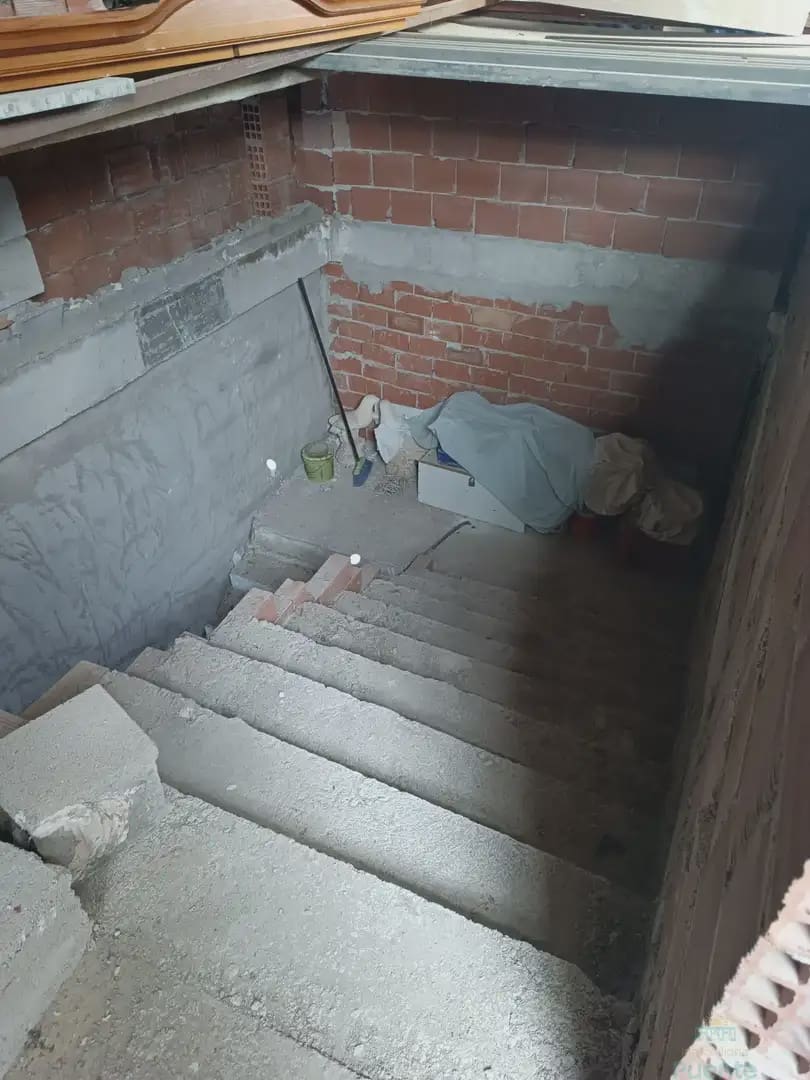 Kaupallinen myytävänä paikassa Totana - 180 000 € (Ref: 10045600)