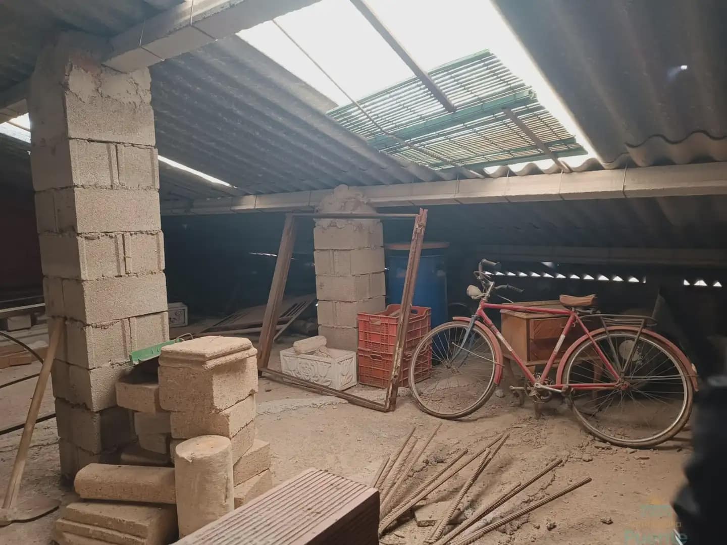 Kaupallinen myytävänä paikassa Totana - 180 000 € (Ref: 10045600)